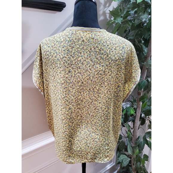 Max Studio Women's Yellow Floral 100% Polyester V-Neck Short Sleeve Top Blouse L - Picture 7 of 13